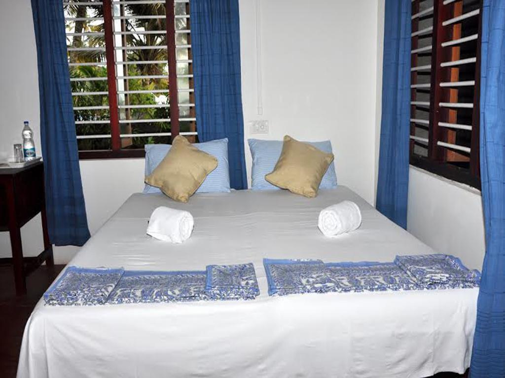 Angeo House *