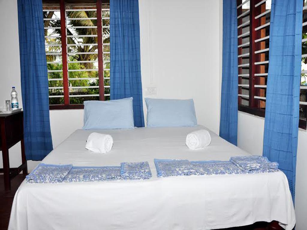 Angeo House Homestay *